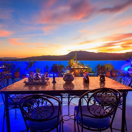 Casa Voyager 'Secret Garden Terrace' Apartment Chefchaouen Bagian luar foto